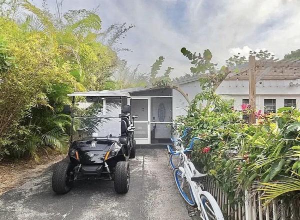 Dell Park, 250 NE 13th St, Delray Beach, Florida 33444, image 1