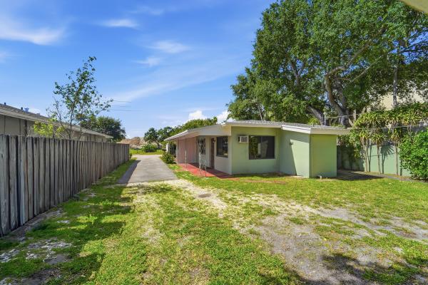 707 SE 18th St #1-2, Fort Lauderdale, Florida 33316, image 2