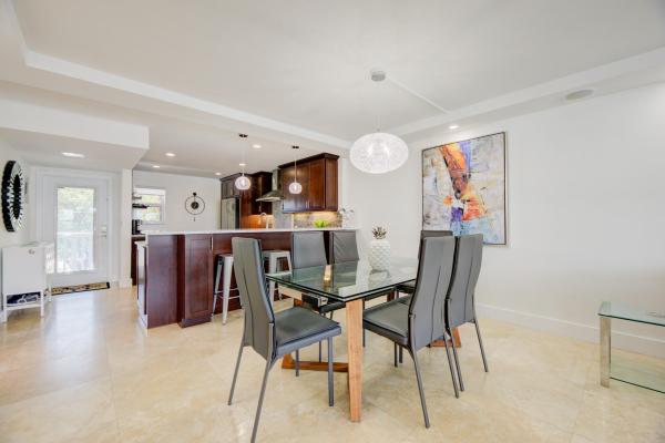 Heritage Landings, 3121 NE 51st St #305E, Fort Lauderdale, Florida 33308, image 1
