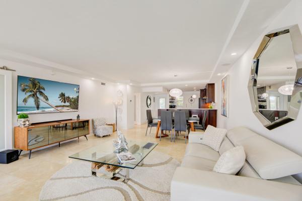 3121 NE 51st St #305E, Lauderdale By The Sea, Florida 33308, image 1