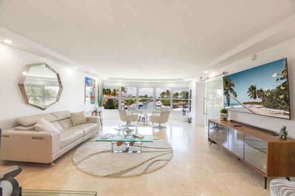 Heritage Landings, 3121 NE 51st St #305E, Fort Lauderdale, Florida 33308, image 3