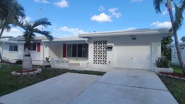 Faircrest 14, 7002 NW 71st Ave, Tamarac, Florida 33321, image 1