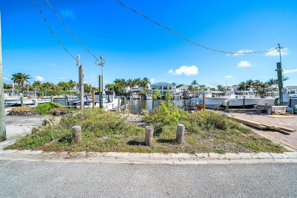 Harbor Estates, 804 South Rd, Boynton Beach, Florida 33435, image 1