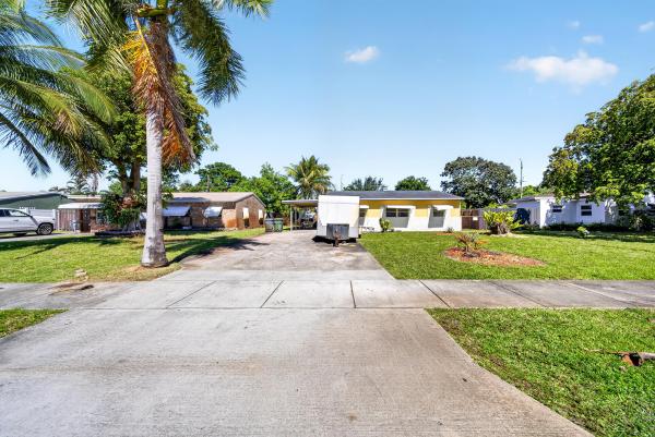 Collier Estates, 5730 NE 6th Ter, Oakland Park, Florida 33334, image 2