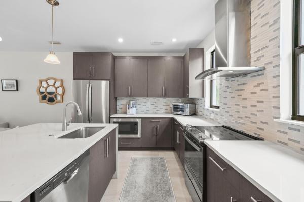 Village At Wilton Manors, 625 NE 22nd Dr, Wilton Manors, Florida 33305, image 1