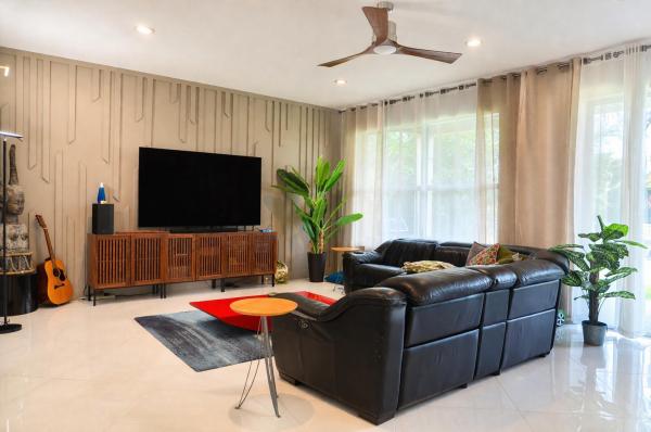 Phipps Village, 9720 Phipps Ln, Wellington, Florida 33414, image 3