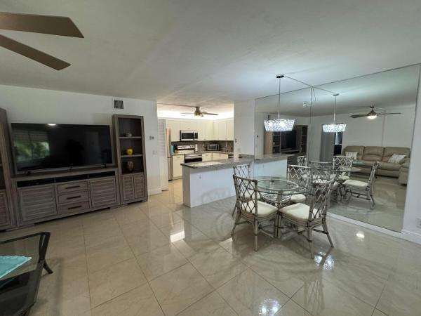 5817 La Pinata Blvd #C-1, Greenacres, Florida 33463, image 2