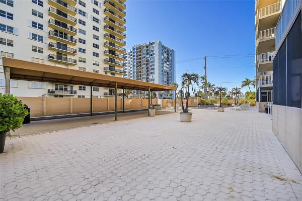 Stratford Towers, 1401 S Ocean Dr #304, Hollywood, Florida 33019, image 1