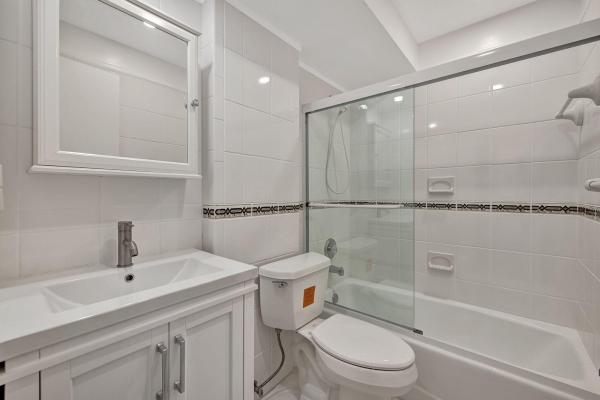 Cromwell East, 1777 SE 15th St #215, Fort Lauderdale, Florida 33316, image 1