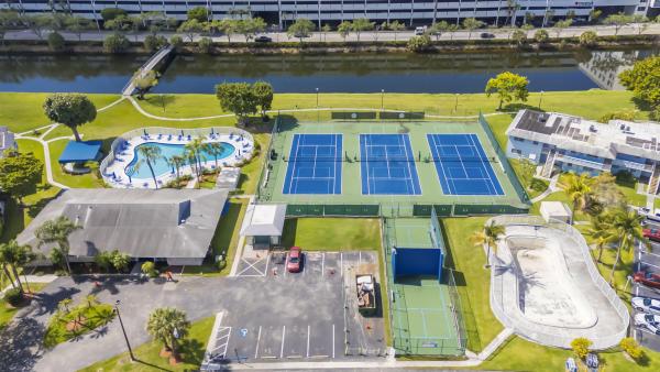 Village At Dadeland, 7340 SW 82nd St #C205, Glenvar Heights, Florida 33143, image 1