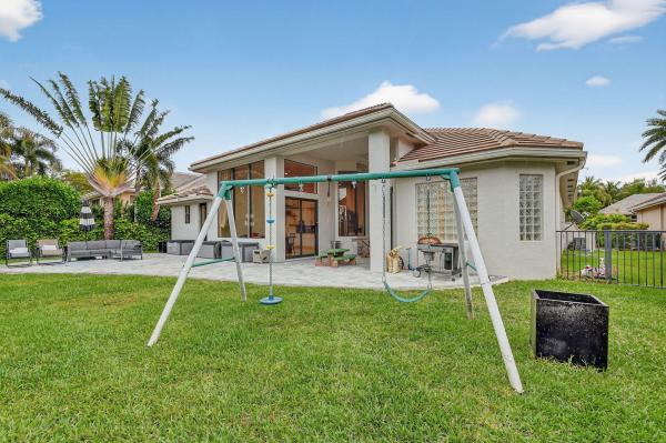 Versailles At Wellington, 10337 Trianon Pl, Wellington, Florida 33449, image 1