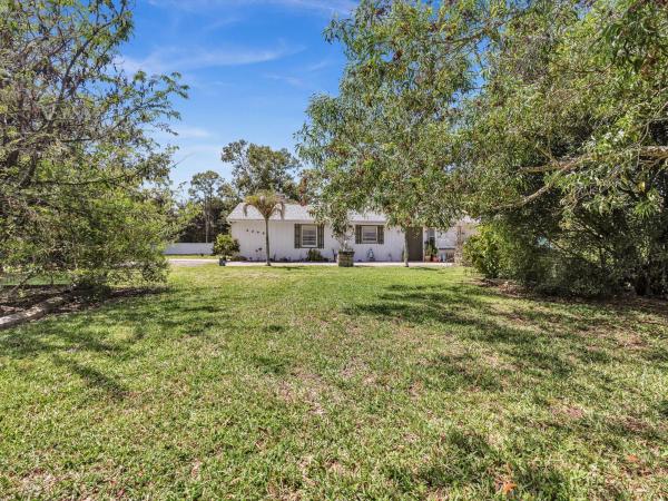 The Acreage, 5209 Coconut Blvd, West Palm Beach, Florida 33411, image 2