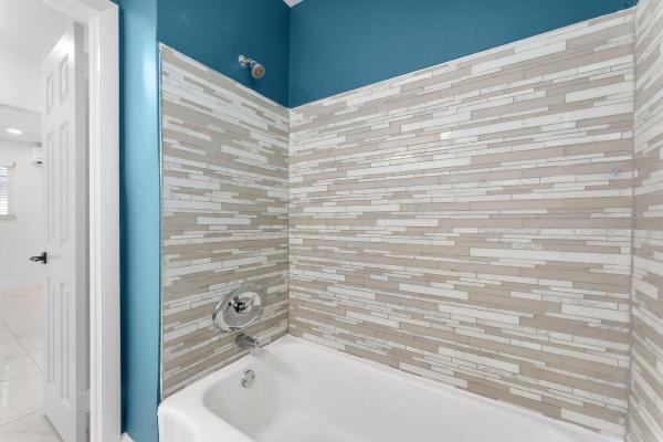 Lake Worth Town, 822 S C St, Lake Worth Beach, Florida 33460, image 1