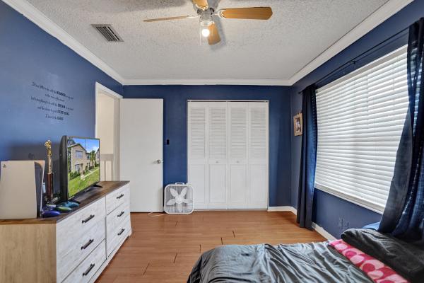 The Charter Club Of Palm Beach, 211 Foxtail Dr #C, Greenacres, Florida 33415, image 1