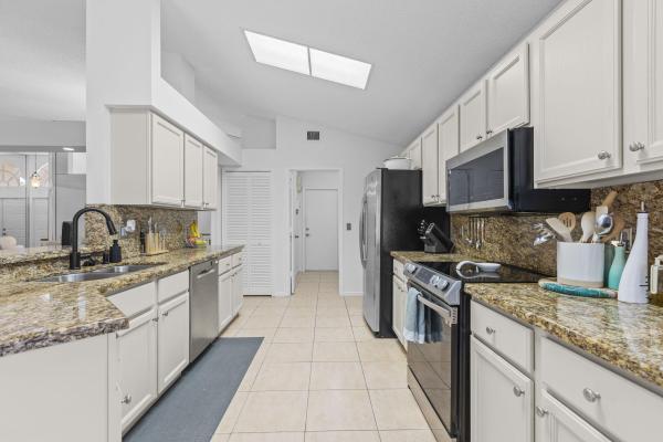 Bent Tree, 150 Bent Tree Dr, Palm Beach Gardens, Florida 33418, image 1