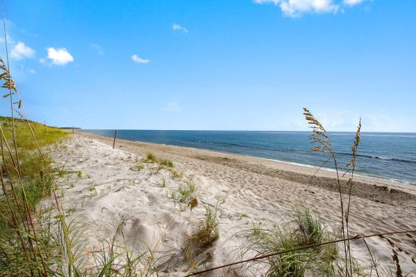 Water Glades, 5540 N Ocean Dr #7B, Riviera Beach, Florida 33404, image 1