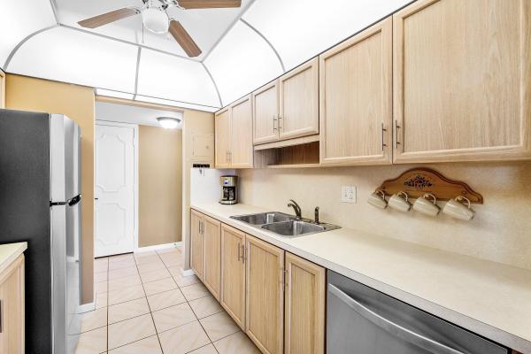 Tierra Del Mar, 1111 S Ocean Blvd #4130, Boca Raton, Florida 33432, image 2