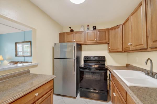 Sterling Village, 370 Horizons E #107, Boynton Beach, Florida 33435, image 3