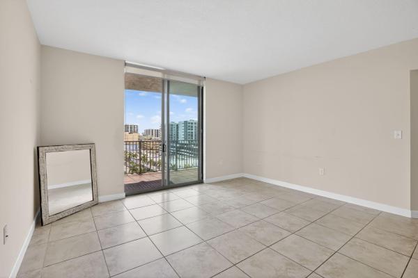 Hollywood Station, 140 S Dixie Hwy #819, Hollywood, Florida 33020, image 2