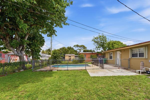 Miramar Residential, 2712 Alcazar Dr, Miramar, Florida 33023, image 1