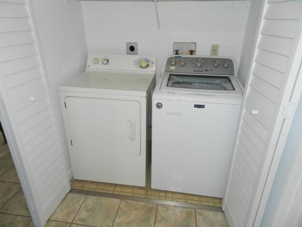 1110 E Lakeview Dr Dr, Royal Palm Beach, Florida 33411, image 1