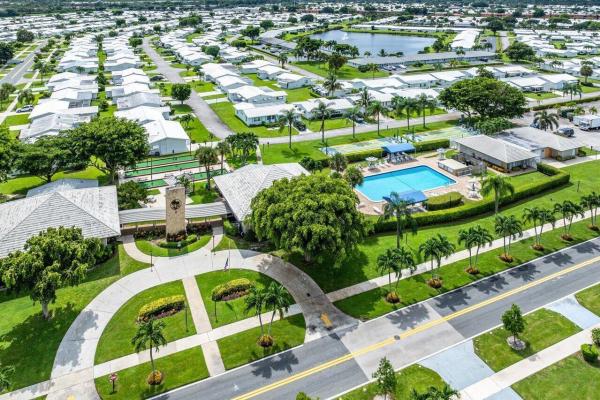 Palm Beach Leisureville, 517 SW 18th St, Boynton Beach, Florida 33426, image 1