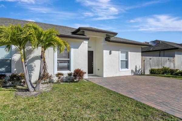 Fontaine, 1566 W 26th Ct, Riviera Beach, Florida 33404, image 1