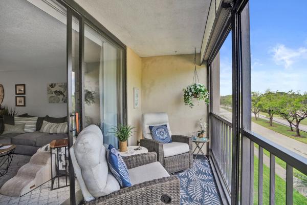 The Palms Of Deer Creek, 2400 Deer Creek Country Club Blvd, Deerfield Beach, Florida 33442, image 1