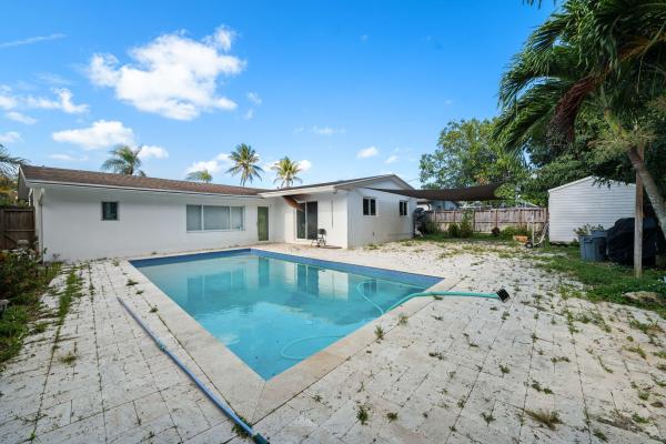 Fleetwood Manor, 6530 Hayes St, Hollywood, Florida 33024, image 1