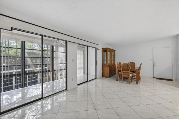 Ashmont, 7648 Ashmont Cir #212, Tamarac, Florida 33321, image 3
