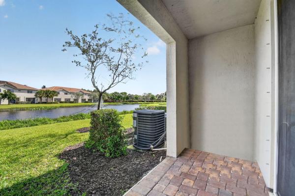 1186 Paisley Ct, Lake Worth, Florida 33461, image 3