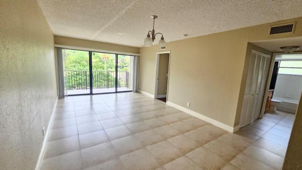 Palm Beach Place, 1581 Balfour Point Dr #G, West Palm Beach, Florida 33411, image 2