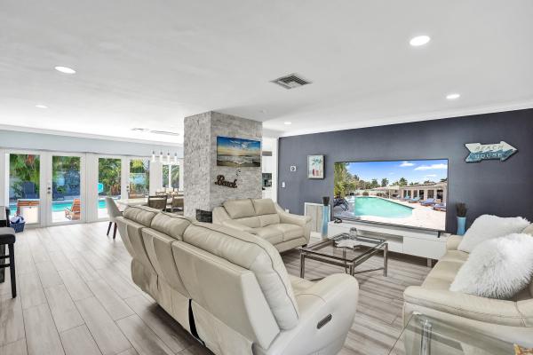 Dolphin Isles, 3036 NE 19th St, Fort Lauderdale, Florida 33305, image 1