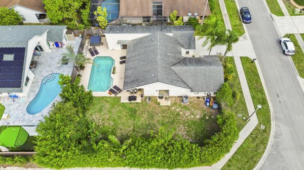 Country Landing 3 At Loggers Run, 21059 Rustlewood Ave, Boca Raton, Florida 33428, image 2