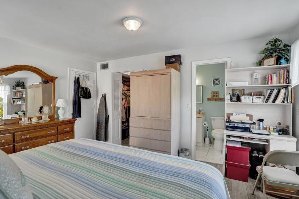 Rokest, 8390 Lagos De Campo Blvd #301, Tamarac, Florida 33321, image 3
