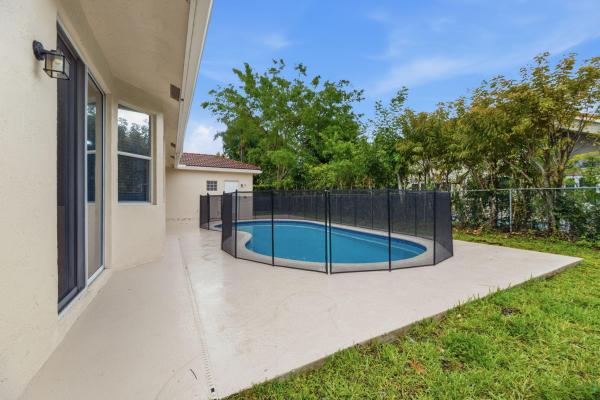Yardley Estates, 10316 NW 53rd Ct, Coral Springs, Florida 33076, image 2