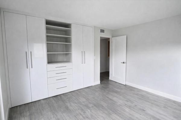 Pier 41, 3220 Bayview Dr #211, Fort Lauderdale, Florida 33306, image 1