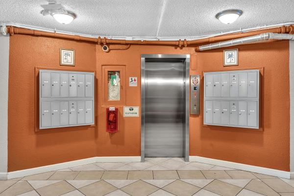 Pier 41, 3220 Bayview Dr #211, Fort Lauderdale, Florida 33306, image 3