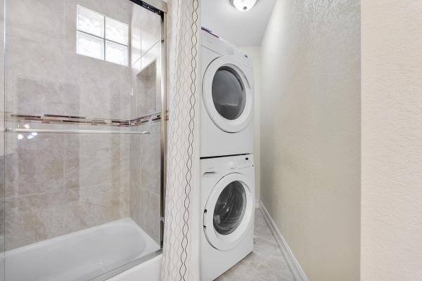 11377 Lakeview Dr #69-U, Coral Springs, Florida 33071, image 1