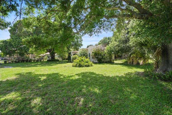 Maravilla Terrace, 2509 Sunrise Blvd, Fort Pierce, Florida 34982, image 1