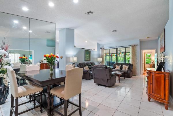 Palm Shores, 8521 Leeway Ln, Boynton Beach, Florida 33436, image 1