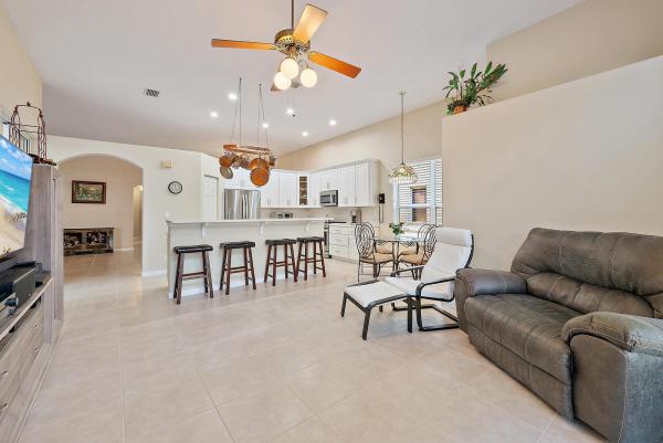 Indianwood Village, 6206 Indian Forest Cir, Lake Worth, Florida 33463, image 1