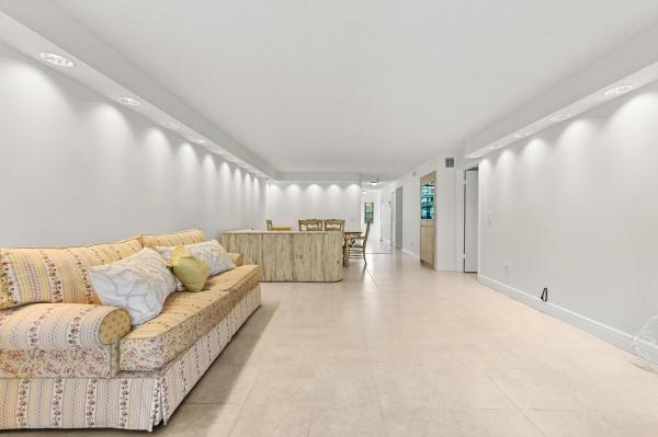 Fairways Of Boca Lago, 21215 Lago Cir #C, Boca Raton, Florida 33433, image 1