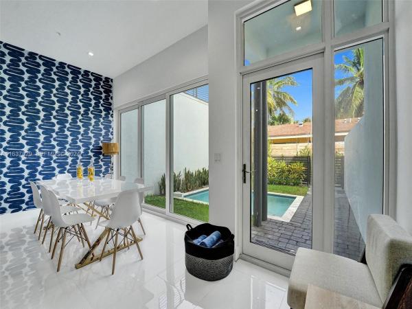 Lake Ridge, 1222 NE 15th Ave, Fort Lauderdale, Florida 33304, image 3