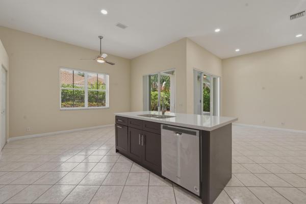 Hunters Pointe, 2053 Quail Roost Dr, Weston, Florida 33327, image 2