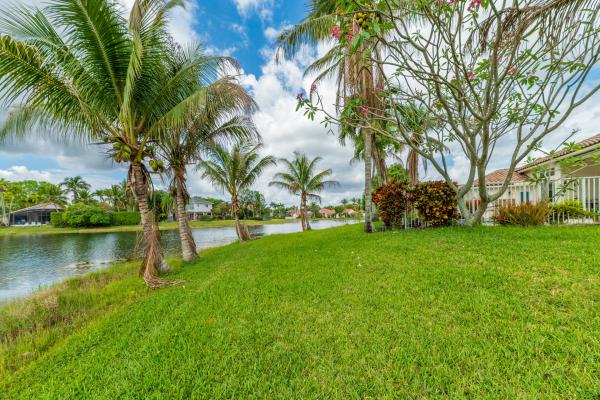 Verona Lake, 712 Verona Ct, Weston, Florida 33326, image 1