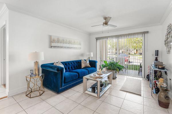 Emerald Isle At Laguna Lakes, 4180 W San Marino Blvd #107, West Palm Beach, Florida 33409, image 1