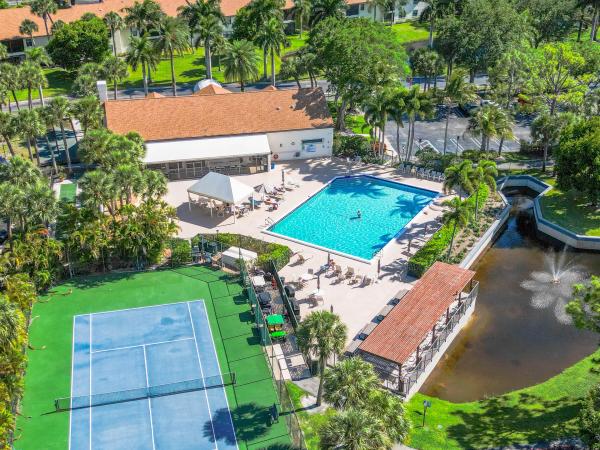 Park Pointe, 3399 Jog Park Dr, Greenacres, Florida 33467, image 1