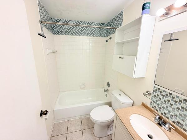Summer Lake At Three Lakes, 3453 NW 44th St #201, Oakland Park, Florida 33309, image 3