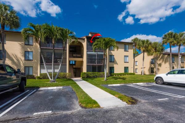 Pine Ridge North 2, 629 Sea Pine Way #D3, Greenacres, Florida 33415, image 2